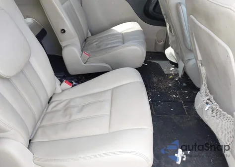 2013 Chrysler Town & Country Touring из США, поврежденный, VIN 2C4RC1BG5DR577049